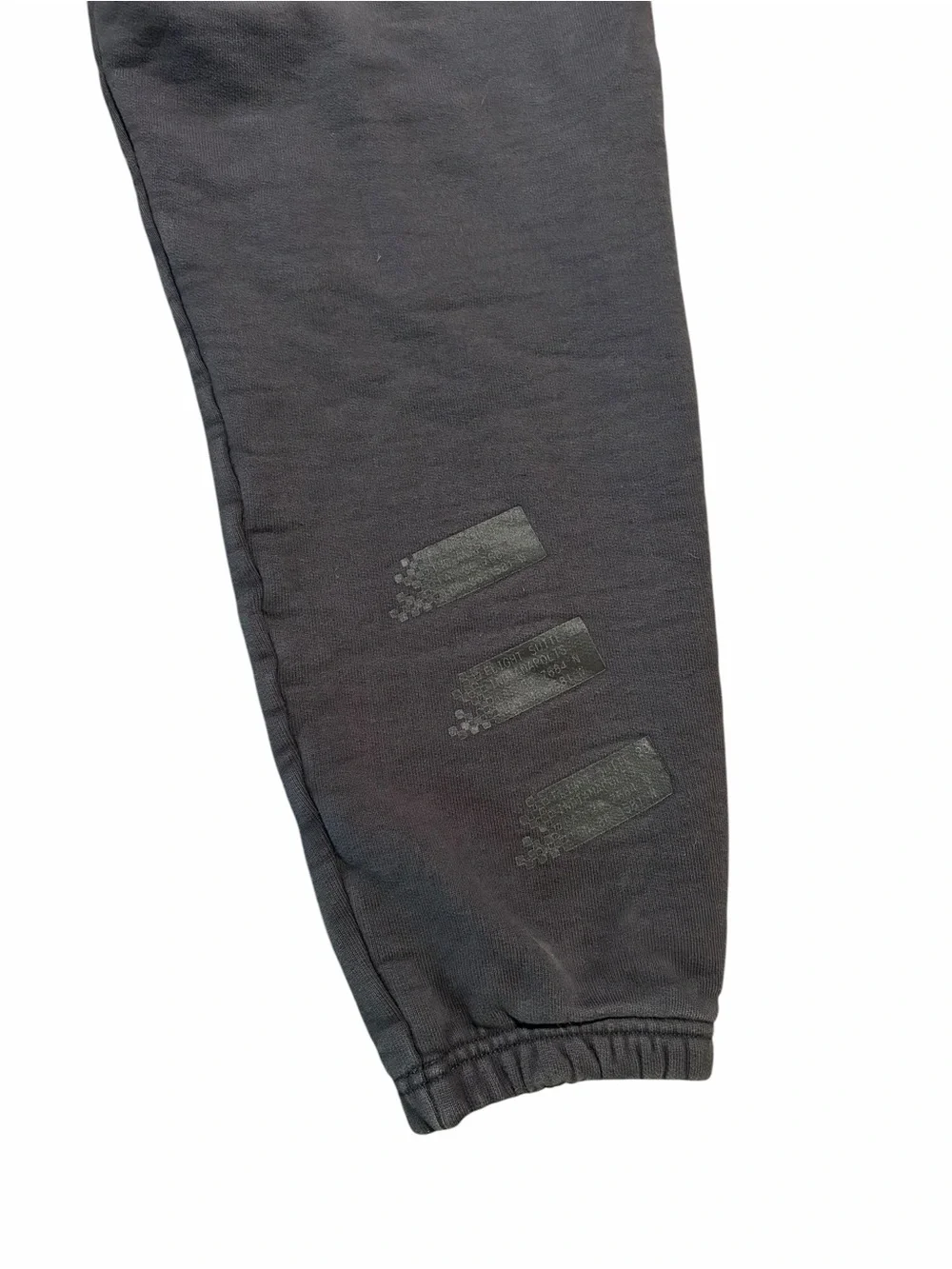 Air Jordan airing out mens L black sweatpants